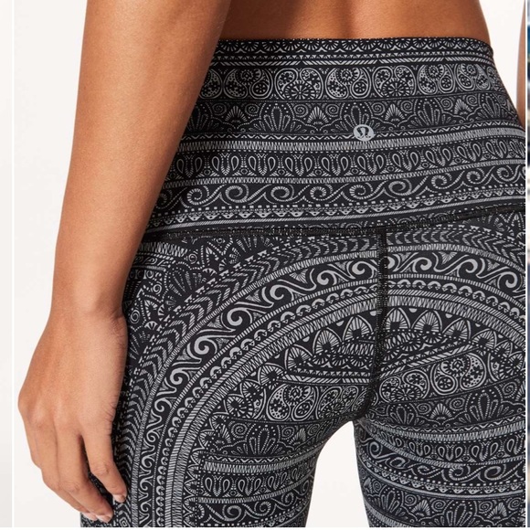 Lululemon Wunder Under Hi-Rise Tight (Nulux 28") - Picture 4 of 7